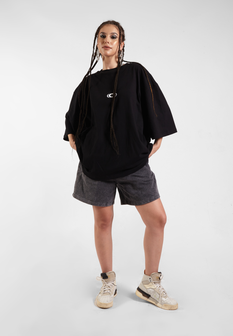 OCWA BE THE STRONGEST VERSION OF YOURSELF OVERSIZED BLACK TEE