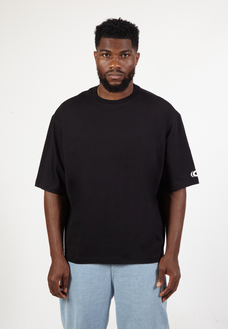 OCWA X PLAYON HYROX REFLECTIVE OVERSIZED BLACK TEE