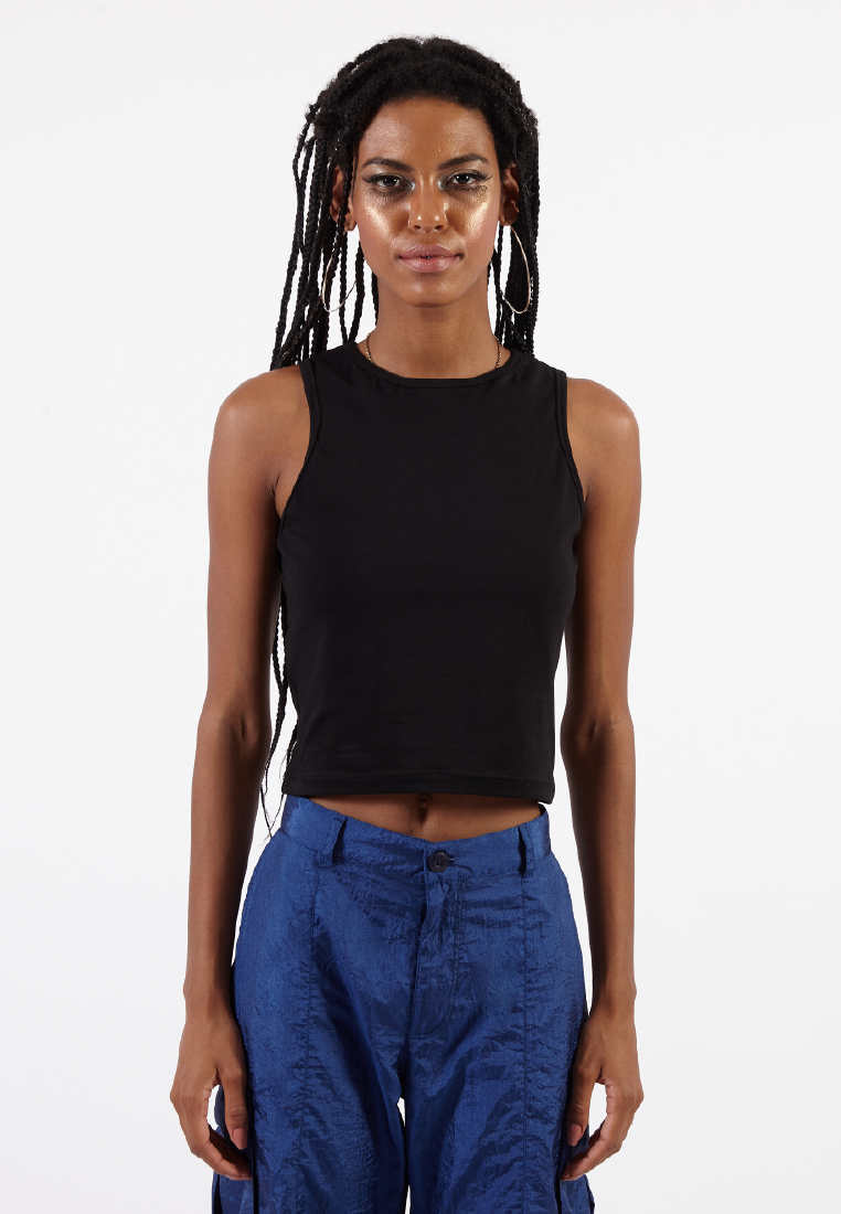 OCWA BASIC FITTED CROP BLACK TANK TOP