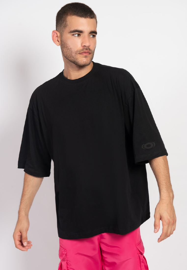 OCWA BOYFRIEND OF THE YEAR OVERSIZED TEE BLACK