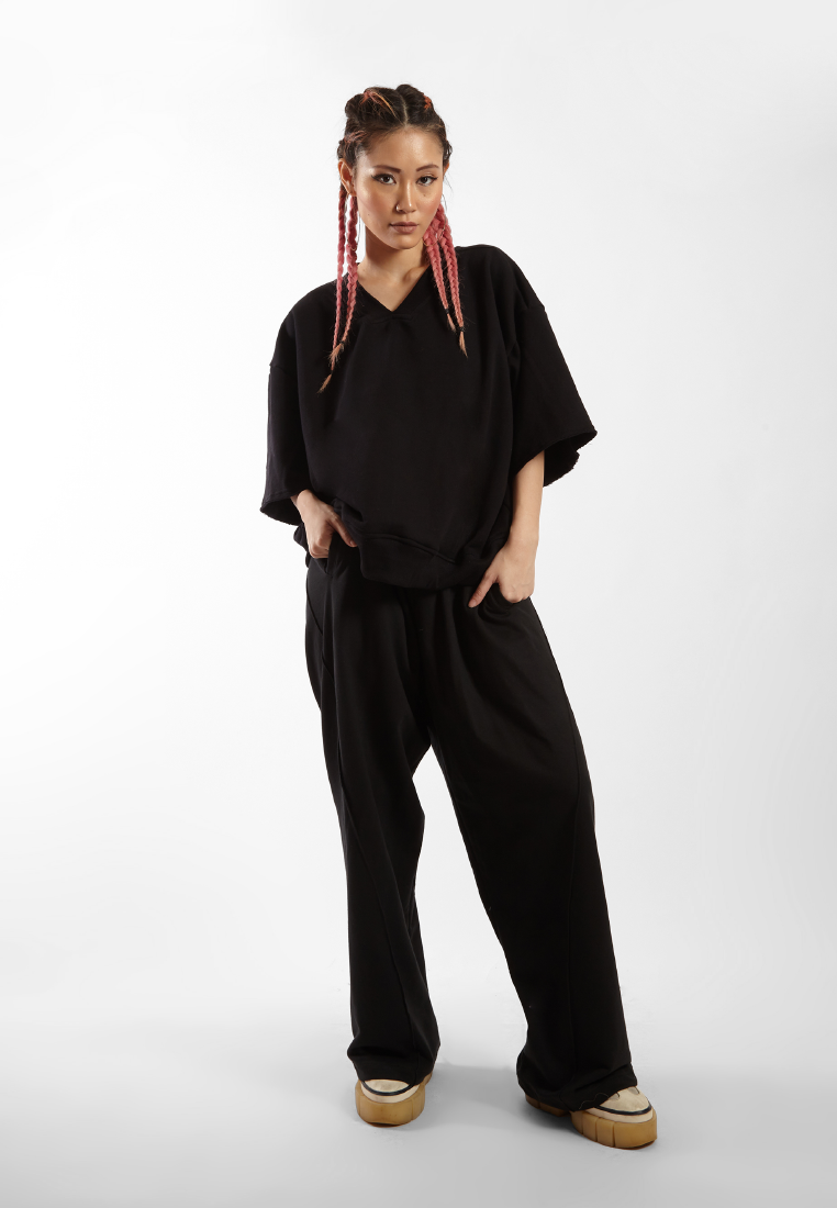 OCWA X VEDECI LUKE OVERSIZED SHORT SLEEVE SWEATER BLACK WOMAN