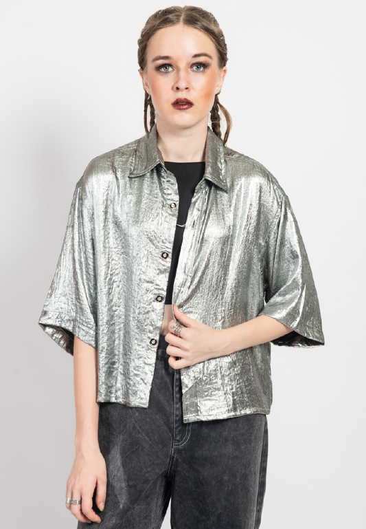 OCWA SANTIAGO OVERSIZED CROP SHORT SLEEVE SHIMMER SILVER SHIRT