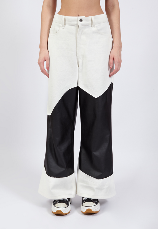 OCWA YAEL WIDELEG FLARE WHITE DENIM MIXED BLACK LEATHER JEANS