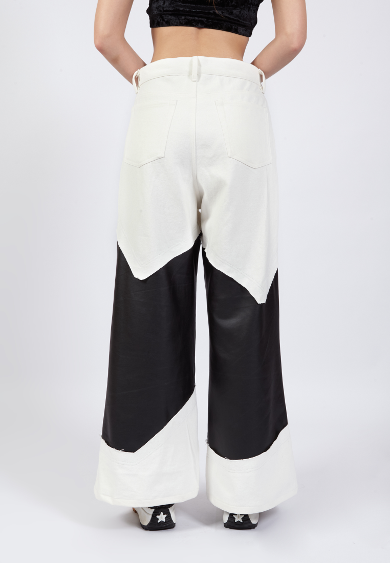 OCWA YAEL WIDELEG FLARE WHITE DENIM MIXED BLACK LEATHER JEANS